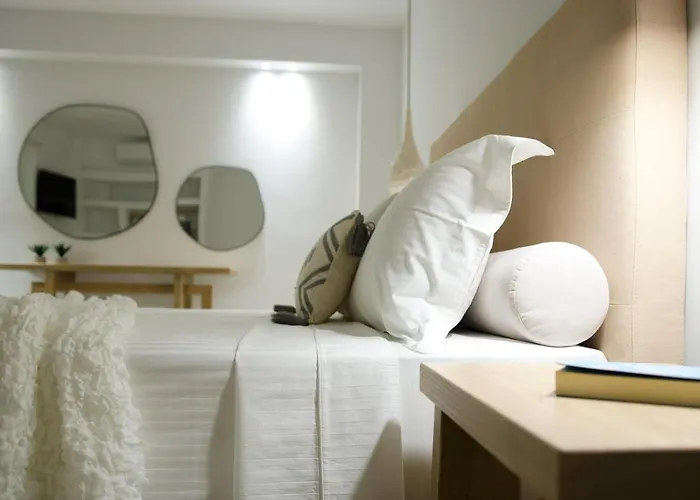 Elia Ii Apartamento Mélanes