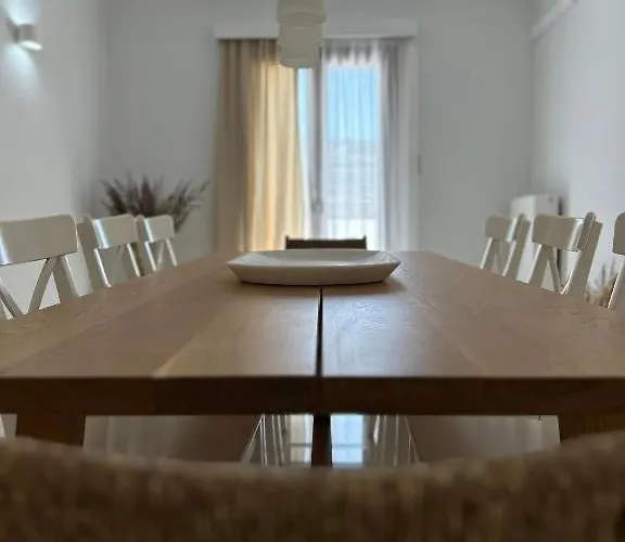 Elia Ii Apartamento Mélanes